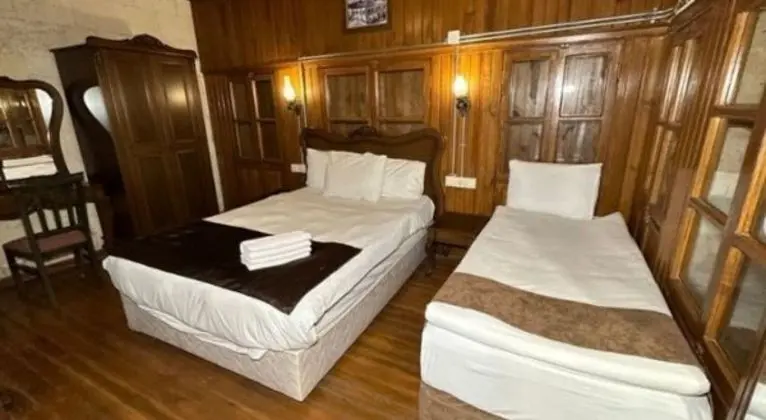 Standart Üç Kişilik Oda