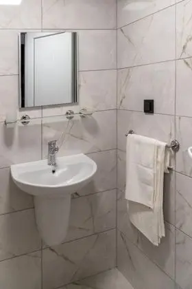 Standart Oda, Kara veya Havuz Manzaralı, Balkonlu