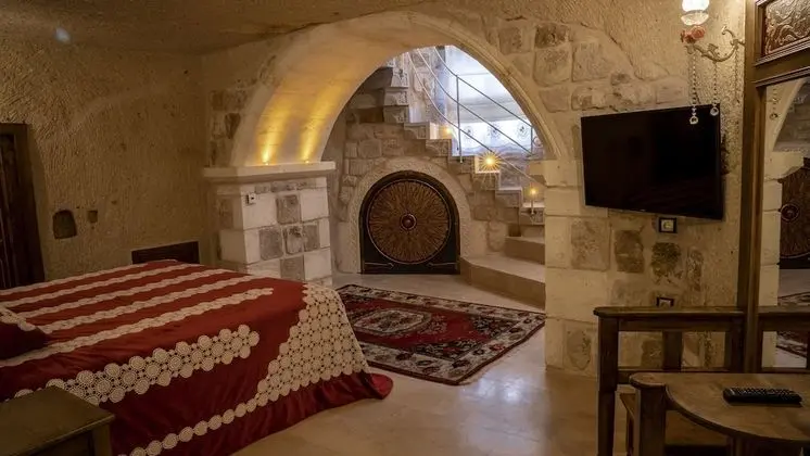 Grand Cave Suite
