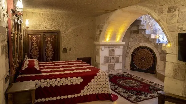 Grand Cave Suite