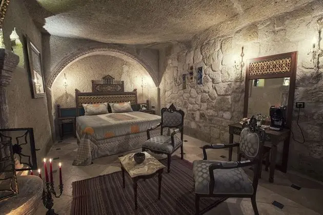 Grand Oda, 1 En Büyük (King) Boy Yatak