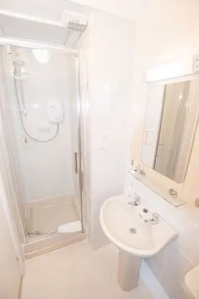 Tek Büyük Yataklı Oda, Banyolu/Duşlu (Small-Loft)