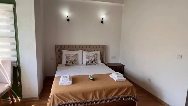 Cumbalı Oda, Kara Manzaralı