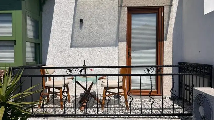 Cumbalı Oda, Kara Manzaralı