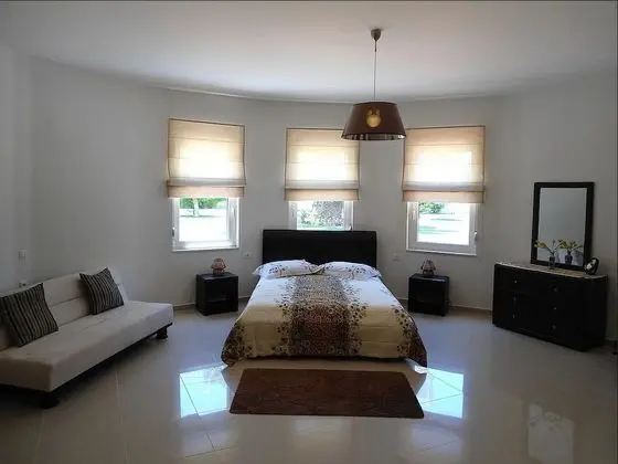 Villa, 3 Yatak Odası, Kişiye Özel Havuzlu, Zemin Kat