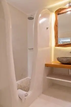 Deluxe Süit (Ground Floor, 2 Adults)