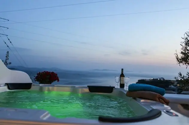 Süit, Sıcak Su Havuzu, Deniz Manzaralı (Terrace, 4 Adults)