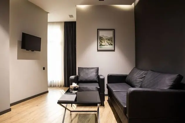 Standard Tek Büyük Yataklı Oda