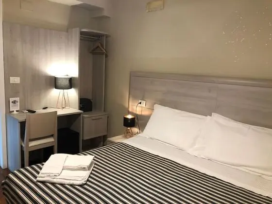 Comfort Tek Büyük veya İki Ayrı Yataklı Oda, 1 Yatak Odası, Banyolu/Duşlu, Şehir Manzaralı