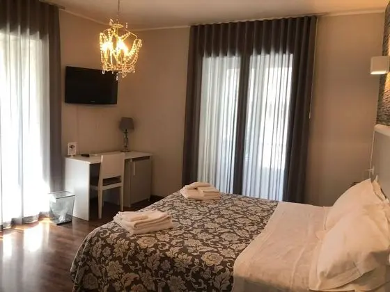 Comfort Tek Büyük veya İki Ayrı Yataklı Oda, 1 Yatak Odası, Banyolu/Duşlu, Şehir Manzaralı