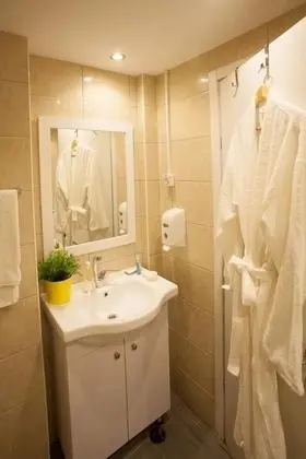 Comfort İki Ayrı Yataklı Oda, 1 Yatak Odası, Şehir Manzaralı, Denize Sıfır