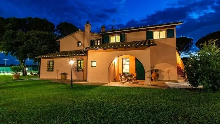 Villa