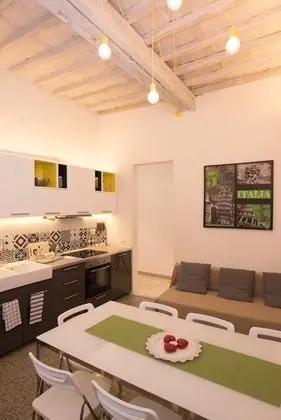 Basic Apart Daire, 4 Yatak Odası