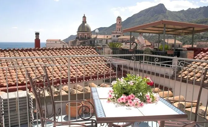 Tek Büyük Yataklı Oda, Teras