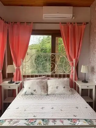 Deluxe Oda, 1 Büyük (Queen) Boy Yatak, Deniz Manzaralı