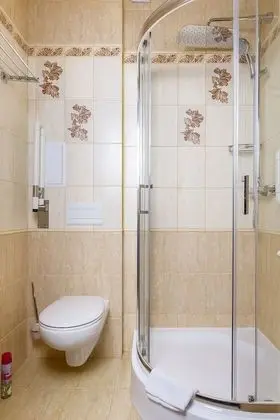 Standard Tek Büyük veya İki Ayrı Yataklı Oda, Engellilere Uygun