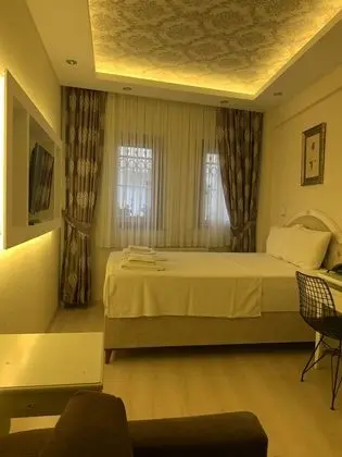 Comfort Tek Büyük Yataklı Oda