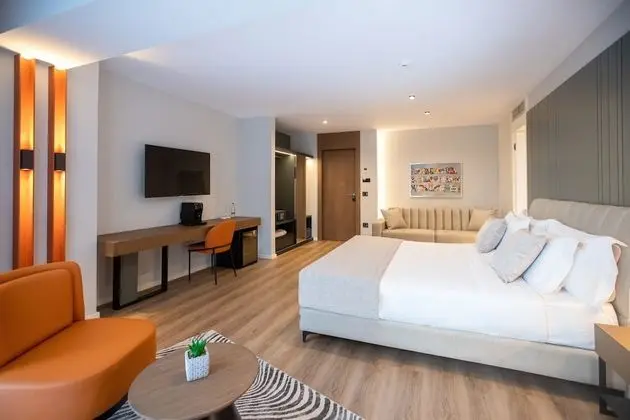 Premium Oda, 1 Büyük (Queen) Boy Yatak, Balkon