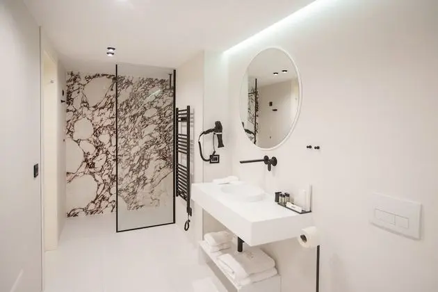 Premium Oda, 1 Büyük (Queen) Boy Yatak, Balkon
