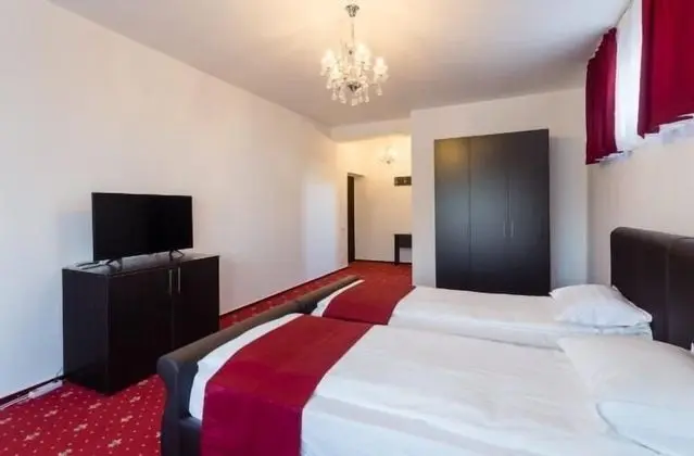 Büyük Yataklı Tek Kişilik Oda