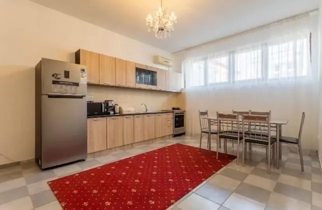 Büyük Yataklı Tek Kişilik Oda