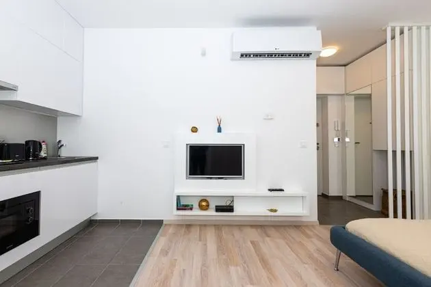 Deluxe Stüdyo, 1 Büyük (Queen) Boy Yatak