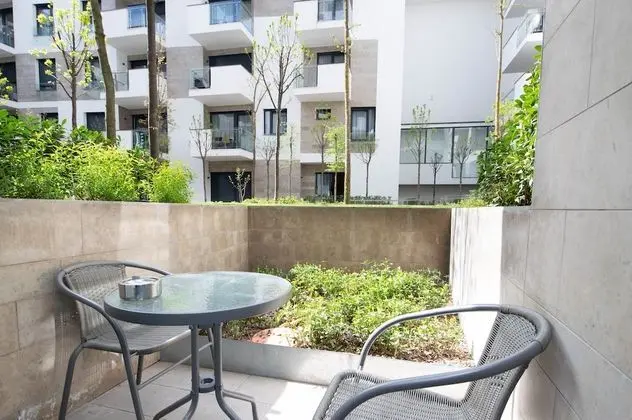 Deluxe Stüdyo, 1 Büyük (Queen) Boy Yatak