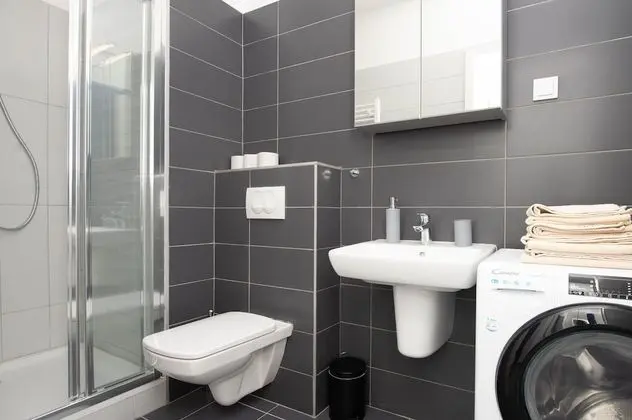 Deluxe Stüdyo, 1 Büyük (Queen) Boy Yatak