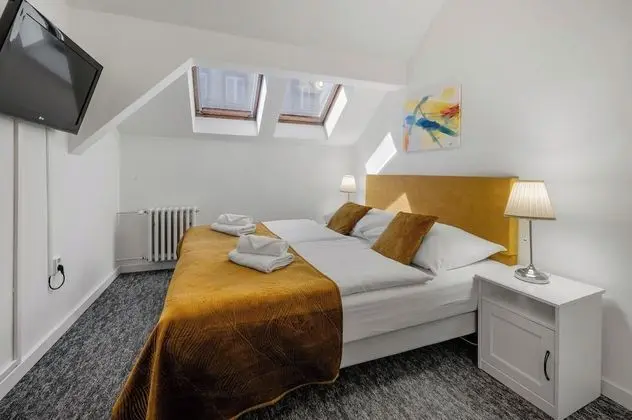 Standard Tek Büyük Yataklı Oda