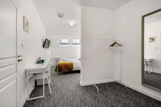 Standard Tek Büyük Yataklı Oda