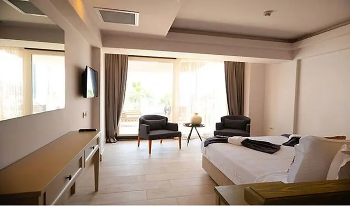 Deluxe Family Suite