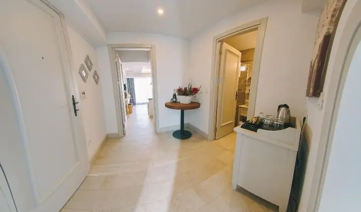 Deluxe Family Suite