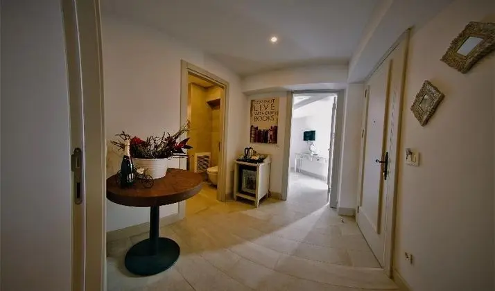 Deluxe Family Suite
