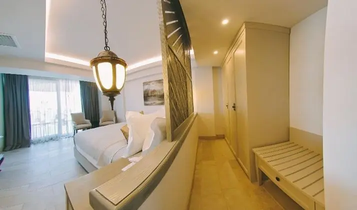 Deluxe Family Suite