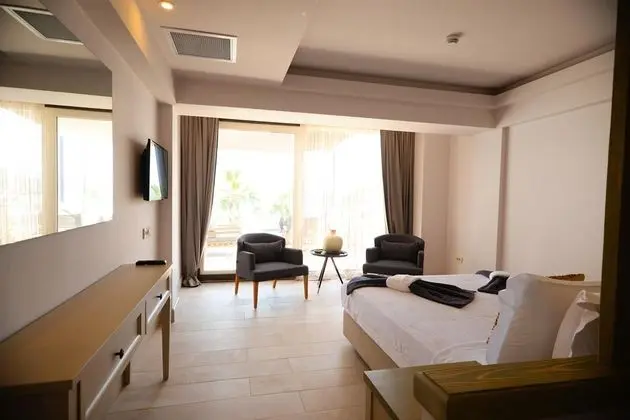 Deluxe Family Suite