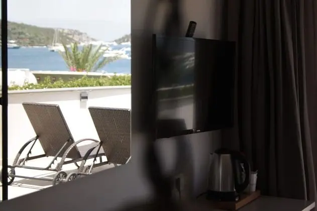 Panoramic Tek Büyük Yataklı Oda