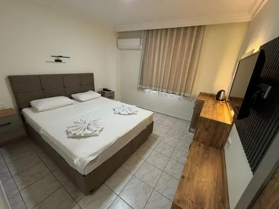 Deluxe Oda, Bahçe veya Sokak Manzaralı, Klimalı