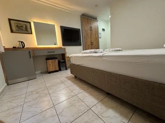 Deluxe Oda, Bahçe veya Sokak Manzaralı, Klimalı