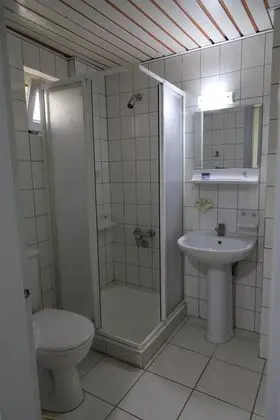 Tek Kişilik, Sokak Manzaralı, Balkonsuz