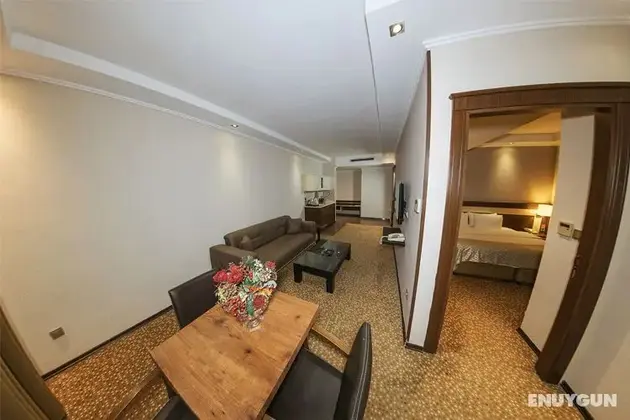 Suite Triple Room