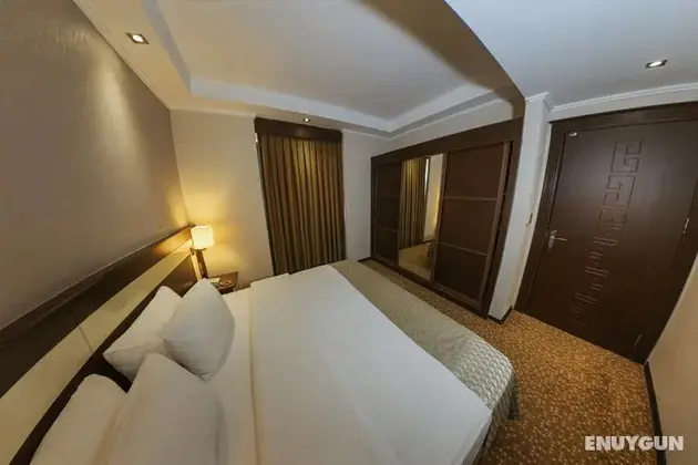 Suite Triple Room