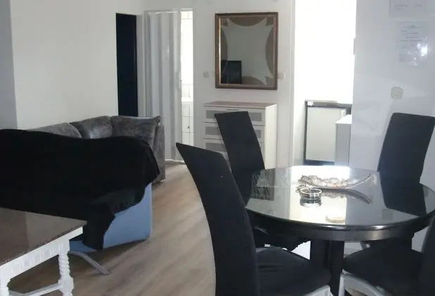 Apart Daire (Three Bedroom Apartment with Sea View)