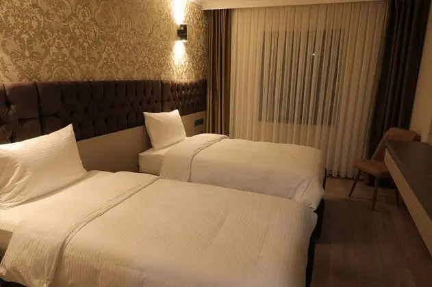 Twin, Sokak Manzaralı, Klimalı