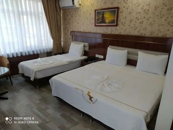 Üç Kişilik Oda
