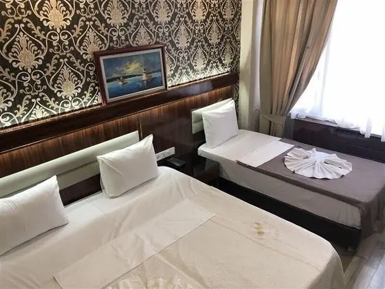 Üç Kişilik Oda