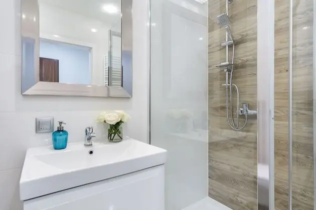 Apart Daire, Şehir Manzaralı