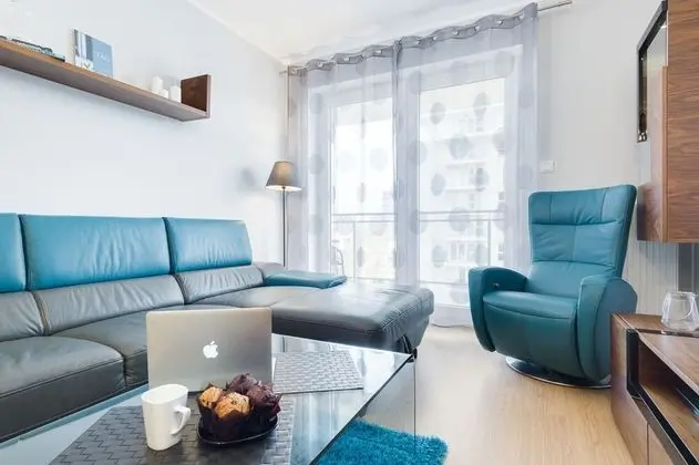 Pacific, One-bedroom Apartment