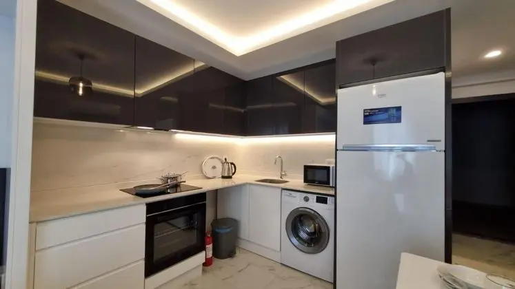 1+0 Daire, Kara Manzaralı, Balkonlu