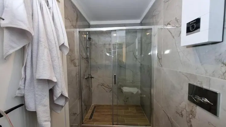 1 + 1 Daire, Kara Manzaralı, Balkonlu