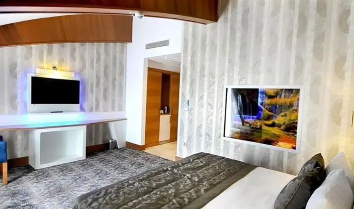 Deniz Manzaralı Oda